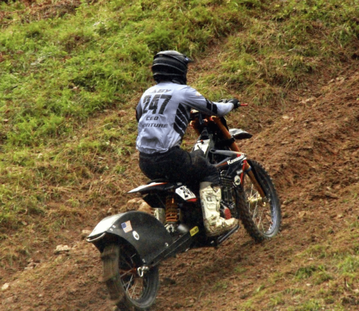 Deux motards vosgiens domptent la Montée impossible